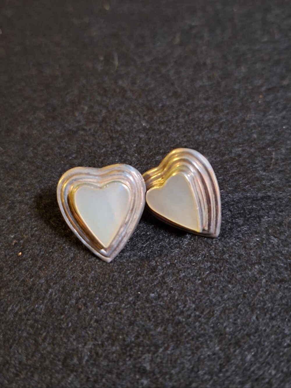 Vintage Sterling 925 Silver And Mother Of Pearl Heart Shaped Pierced Earrings